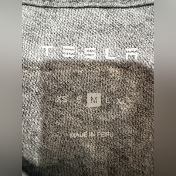 Tesla Gray Graphic Tee - Made on Earth by Humans size M - Picture 12 of 15